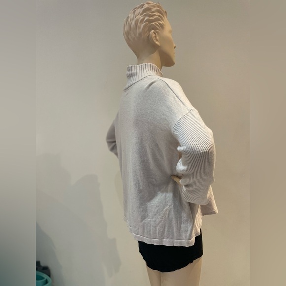 CHALET ET CECI | Mockneck sweater with a front cross-over slit - Picture 8 of 12